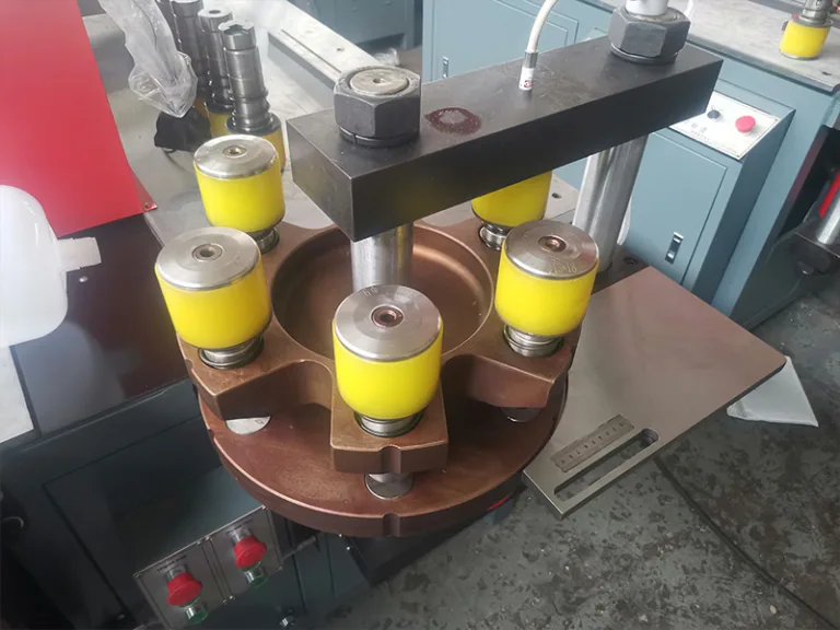 Busbar machine punching unit